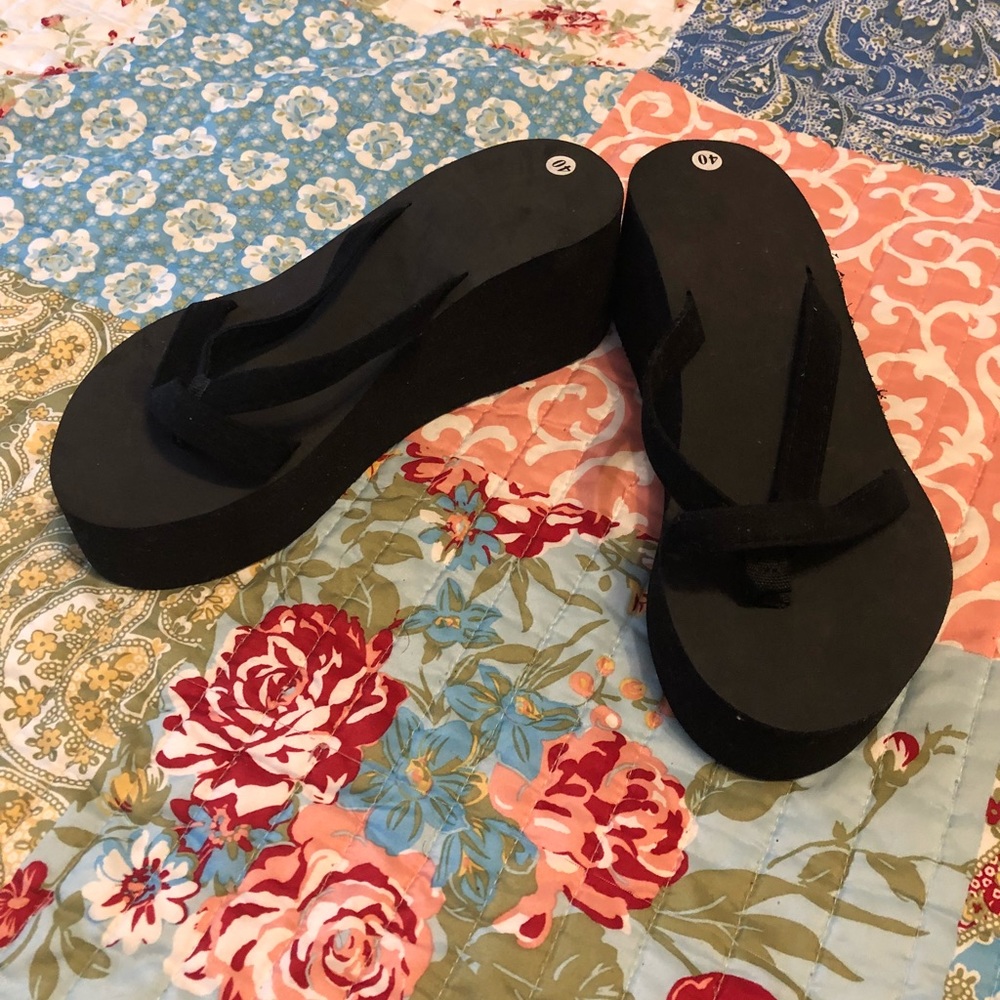 Black Wedges (READ DESCRIPTION BEFORE PURCHASE)